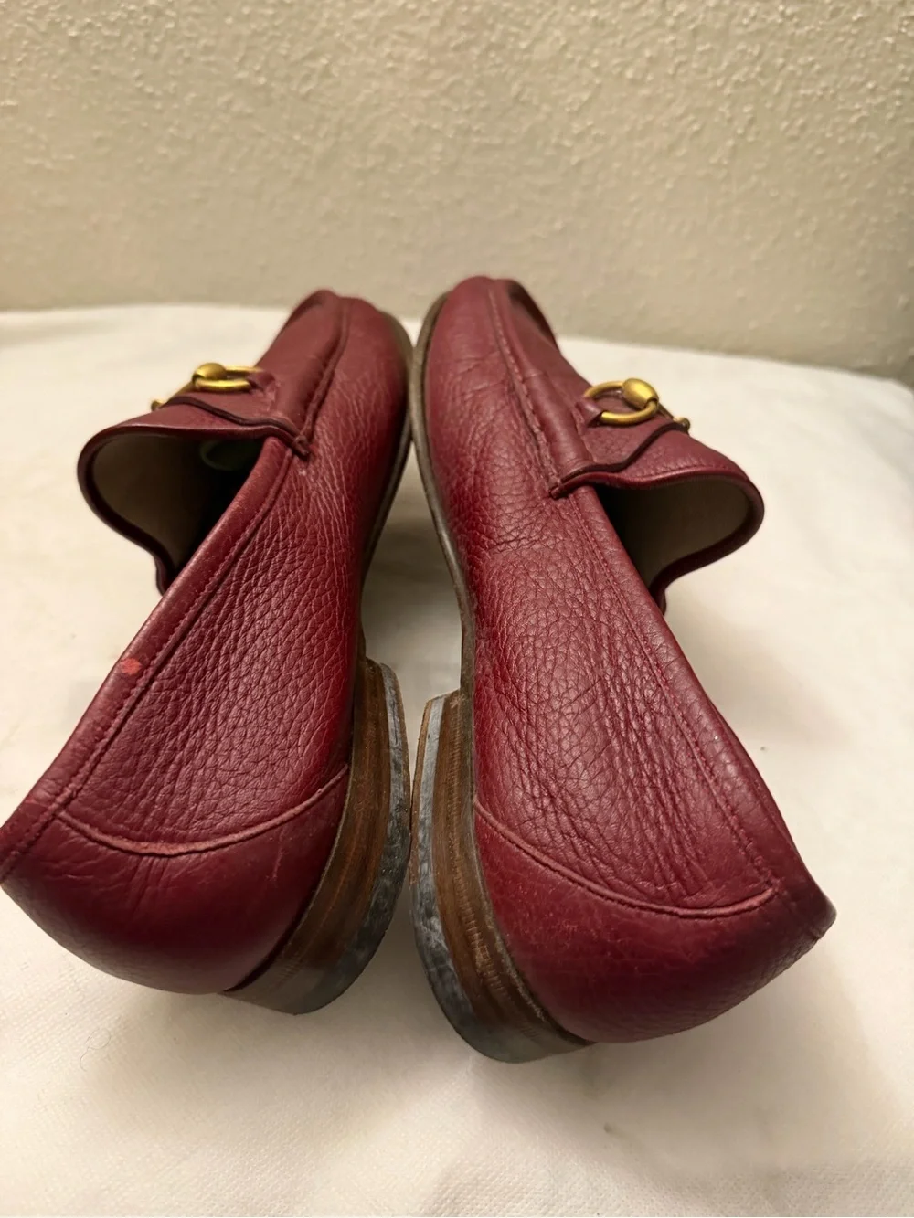 Gucci Burgundy Leather Horsebit Loafers, pre-owned, gently used,SZ10